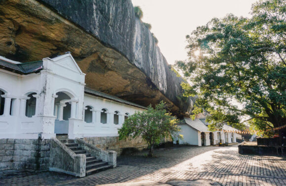 Dambulla Cave Temple